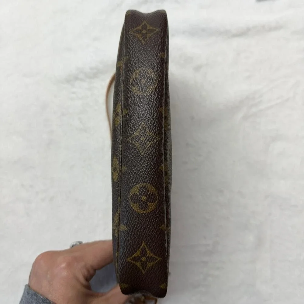 Louis Vuitton Monogram Pochette Accessories Brown Vachetta Strap